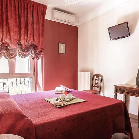 Hotel Foro Romano Imperatori Εξωτερικό φωτογραφία