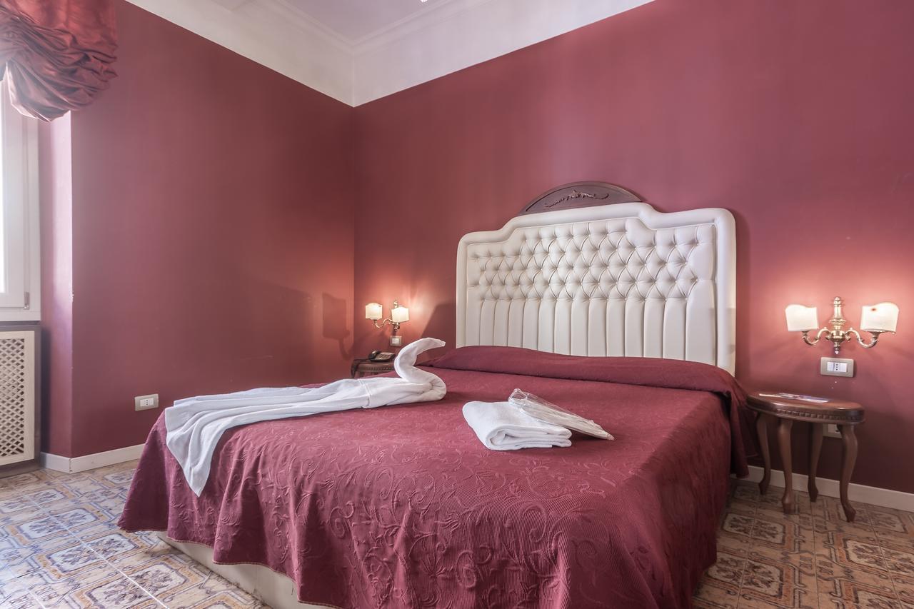 Hotel Foro Romano Imperatori Εξωτερικό φωτογραφία